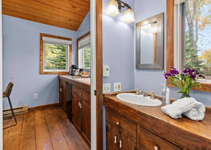 Abode At Alpine Retreat Holiday home *